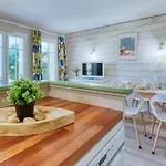 Domaine Golf Resort-2 By Interhome Lacanau